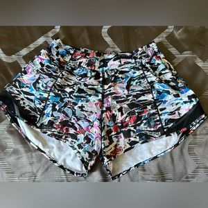 Lululemon Hottie Hot Short 8